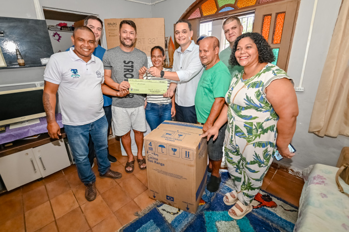 Entrega do Bônus Moradia no Bairro Itararé