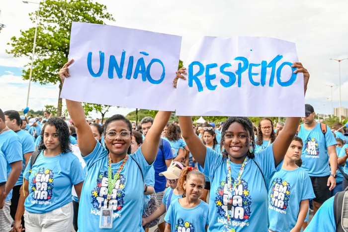 Caminhada pela Conscientização do Autismo
