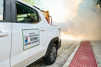 Carro fumacê