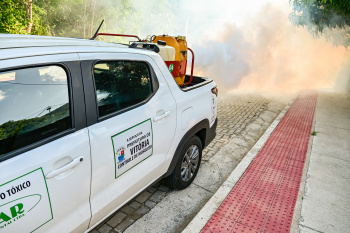 Carro fumacê