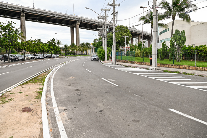 Rua Victor Civita - Enseada do Suá