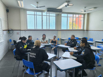 Guarda de Vitória capacita equipe da Guarda da Serra para atendimento escolar