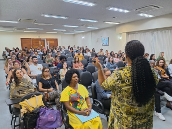 Diretores participam de programa de formação em educação étnico-racial