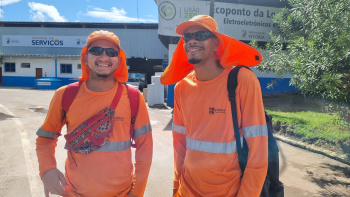 Thaylan e Paulo Vinicius são colaboradores que atuam na limpeza da capital.