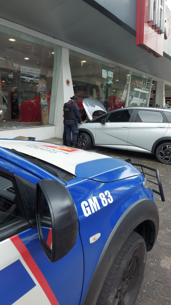 Guarda de Vitória detém motorista de app com mandado de prisão