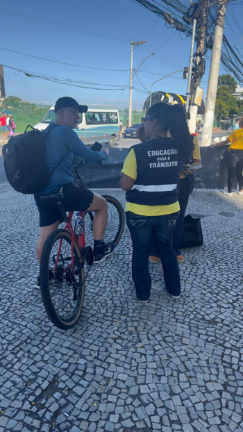 Maio Amarelo: mais de 5 mil pessoas recebem orientações sobre trânsito seguro em Vitória