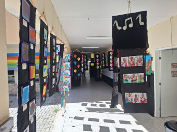 Crianças produzem mostra de arte e música em movimento no CMEI Jacy Alves Fraga, em Tabuazeiro