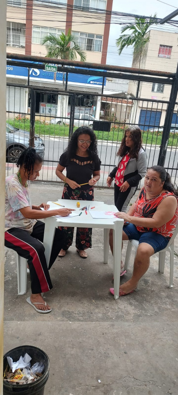 Produção para mostra de desenhos de pessoas em situação de rua