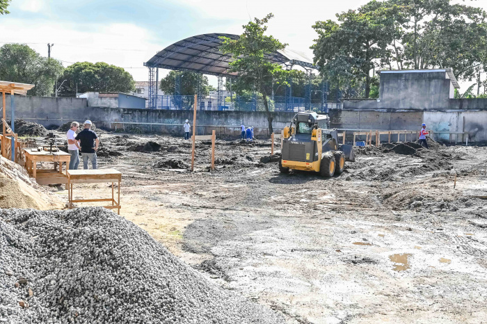 Visita as Obras da Unidade de saúde do Bairro República