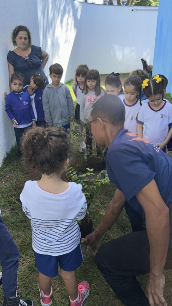 Projeto Restingar encanta crianças do CMEI Cida Barreto
