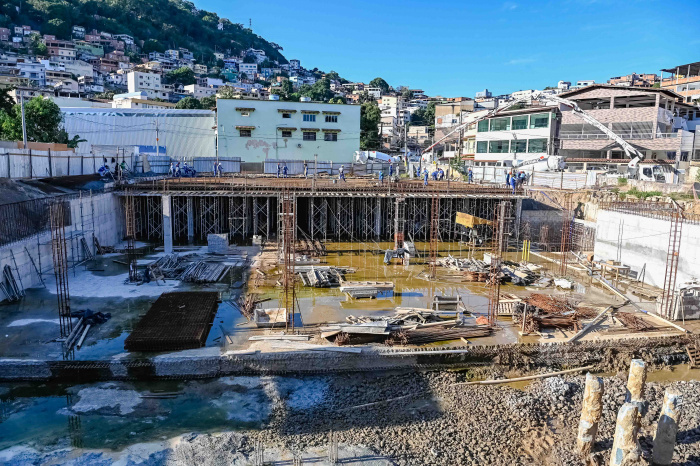 Visita Tecnica as Obras de Construção do reservatório da Macrodrenagem em Santa Tereza