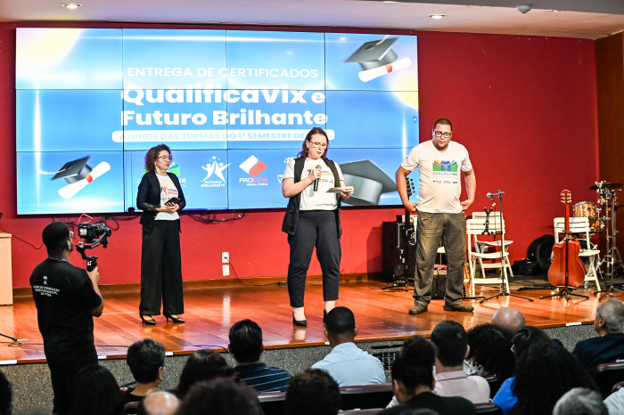 Solenidade de Formatura – Projetos Futuro Brilhante e Qualificavix