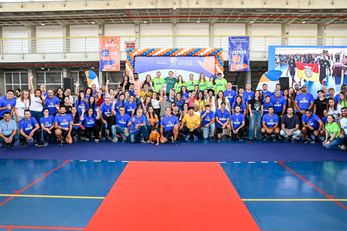 Abertura dos Jogos Escolares Municipais de Vitória agita ginásio do Tancredão