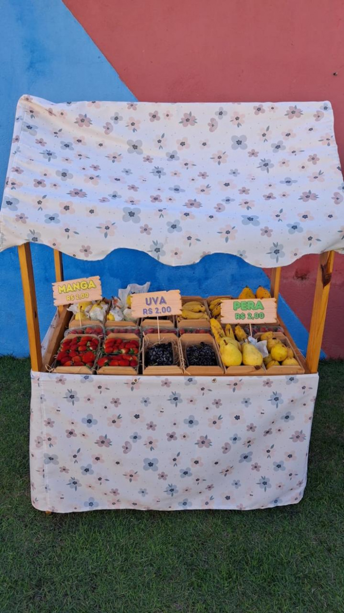 Dia de feira no CMEI Gilda de Athayde, em São Pedro