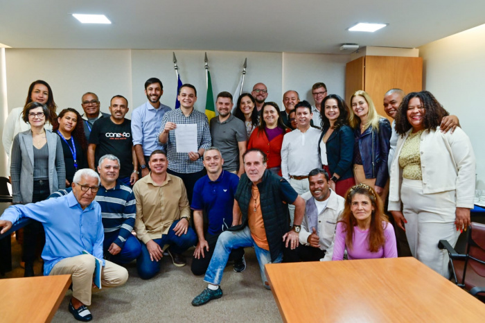 Lançamento do edital para climatização de quatro Cmeis