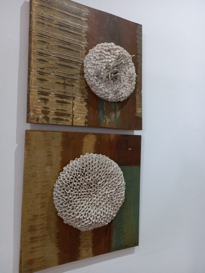 De esculturas a painéis e peças utilitárias, “Poesias” revelará a riqueza do olhar artístico local.