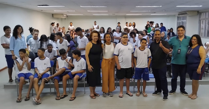 Palestra sobre bullying para estudantes da EMEF Prezideu Amorim