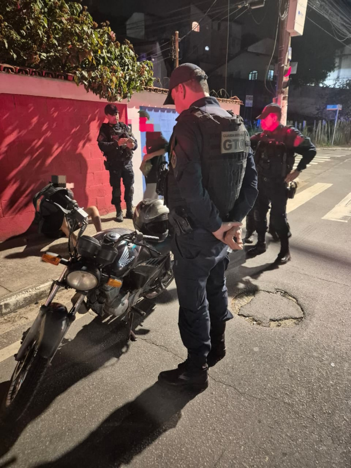 Guarda de Vitória recupera moto furtada há dois dias e detém condutor sem CNH