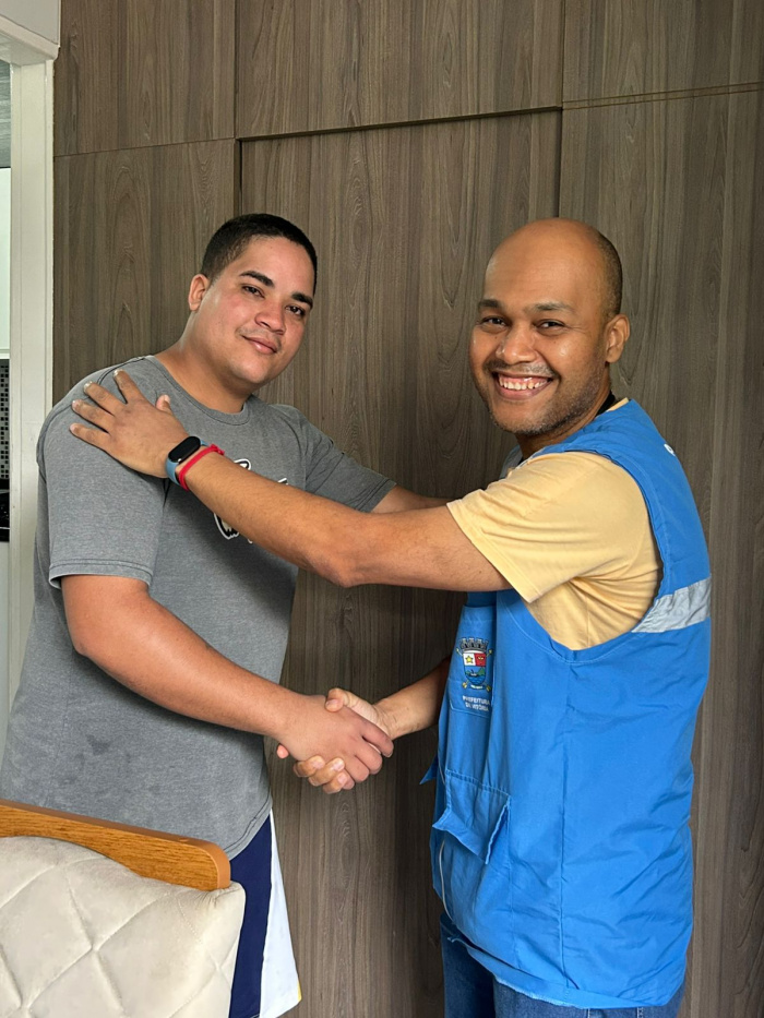 De menino em situação de rua a vigilante: reencontro emocionante muda o rumo de duas vidas
