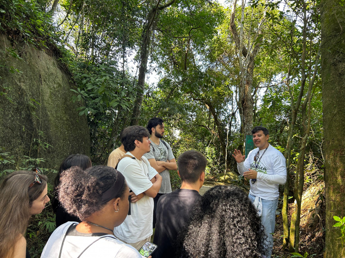 Estudantes de Arquitetura vivenciam experiências no Parque da Fonte Grande