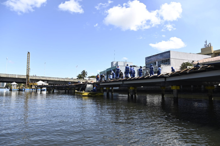 Visita à concretagem da laje do Canal de Camburi