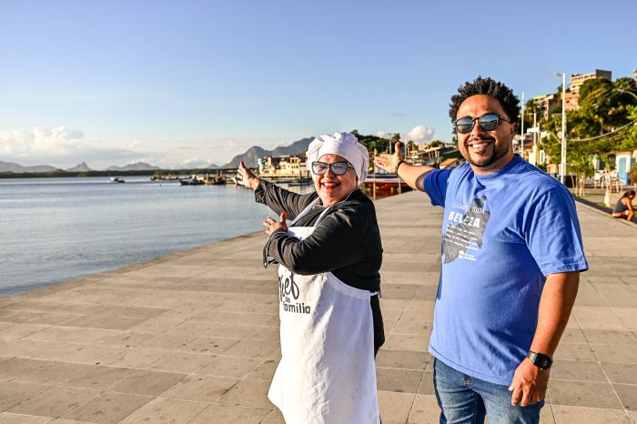 Dona Eliana e Ryan Gouveia na Nova Orla da Ilha das Caieiras