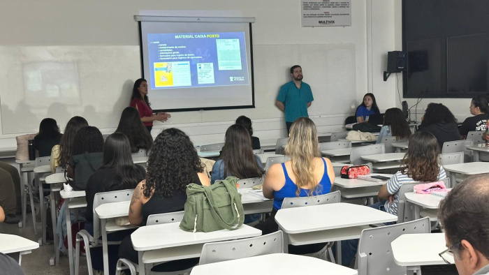 Estudantes de Veterinária recebem treinamento para participar da Vacinação Antirrábica em Vitória