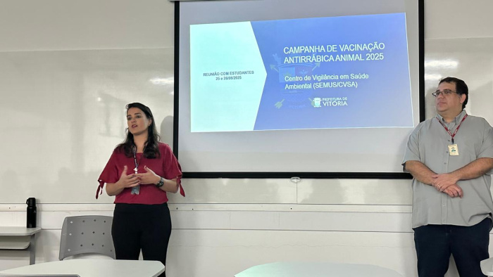 Estudantes de Veterinária recebem treinamento para participar da Vacinação Antirrábica em Vitória