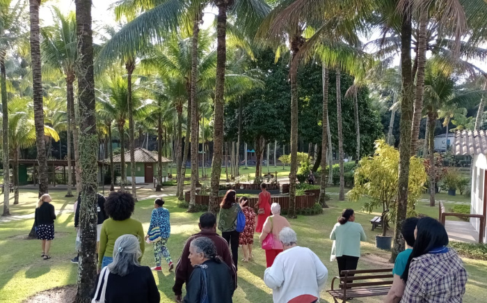 REVIS da Mata Paludosa promove atividade noturna sobre os projetos Água e Praia Limpa