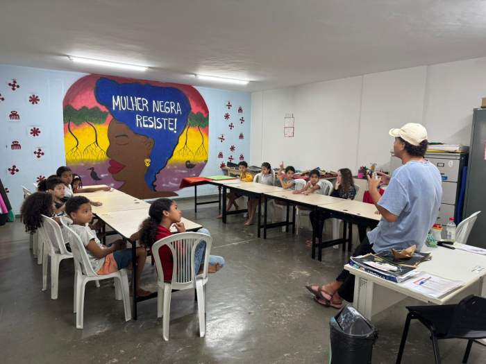 Centro de Convivência Sólon Borges realiza bate-papo sobre o cuidado no uso das redes sociais