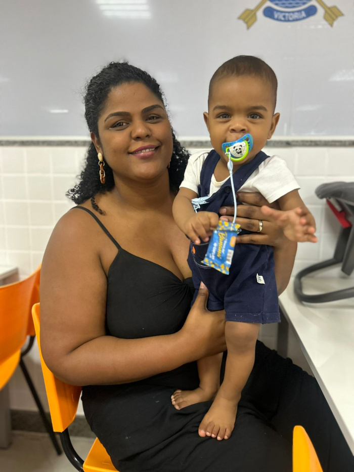 Marcilene Xavier de Souza com seu filho