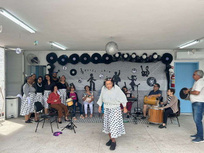 Baile dos Anos 60 no Centro de Convivência de Santo Antônio