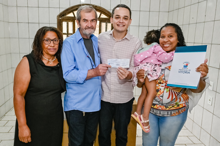Entrega do Bônus Moradia no Bairro Santa Martha