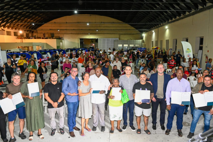 Entrega de Escrituras do Bairro Cruzamento
