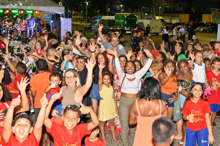 Abertura do Natal de Encantos na Praça do Hi-Fi