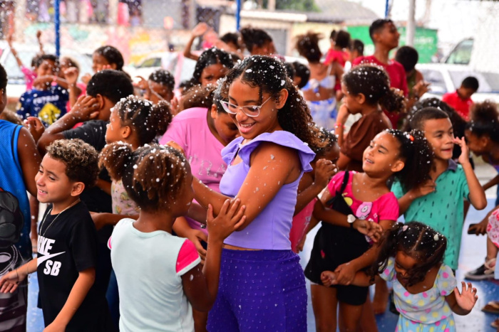 Magia, música e diversão no Natal de Encantos no Romão