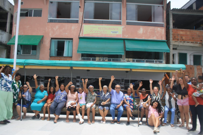 Mulheres atendidas no Cras São Pedro I e II são retratadas em exposição