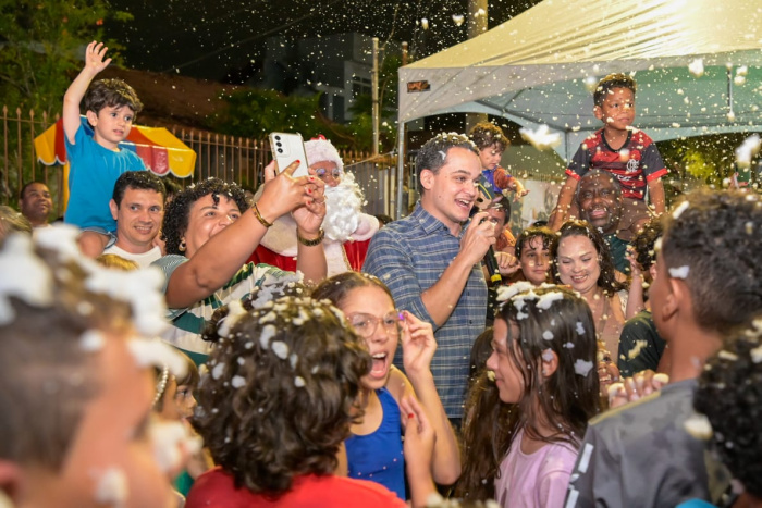 Natal de Encantos na Praça Gabriel Muniz Vianna