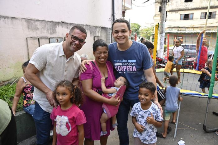 Esperança e espírito natalino marcam entrega de cestas básicas no bairro Engenharia