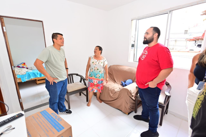 Nádia Cristina Santos teve sua residência reformada por meio do Casa Feliz e Segura.