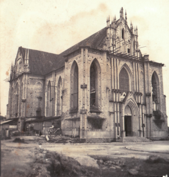 Obras da Catedral e da Praça Dom Luiz Scortegagna