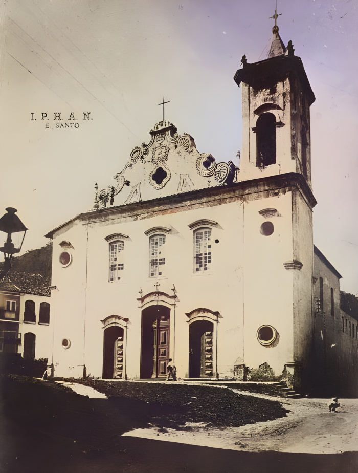 Igreja Matriz Nossa Senhora da Vitória. Restaurada pelo Arquivo Público Municipal