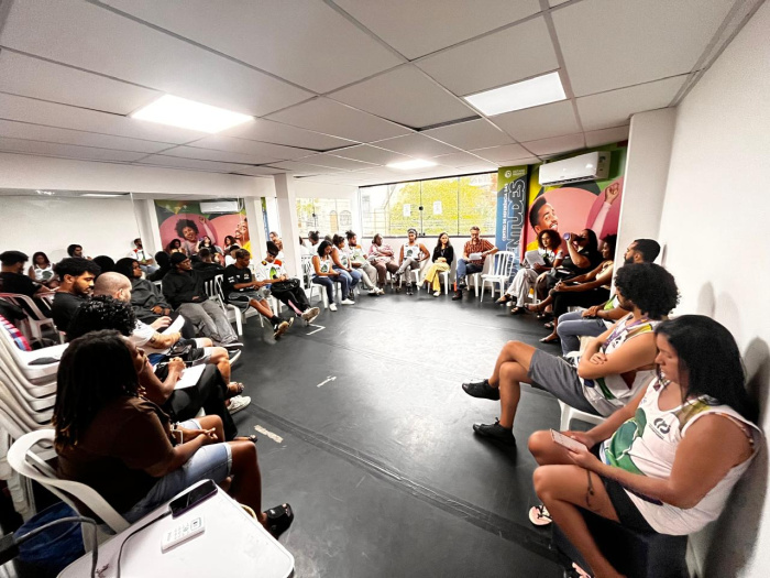 CAPS São Pedro e CRJs de Vitória realizam roda de conversa sobre saúde mental