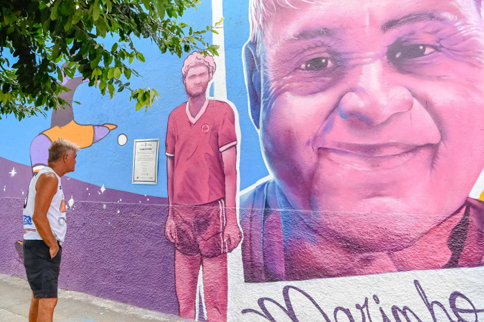 Homenagem aos Jogadores Marinho e Geonave Silva no muro do Clube Caxias