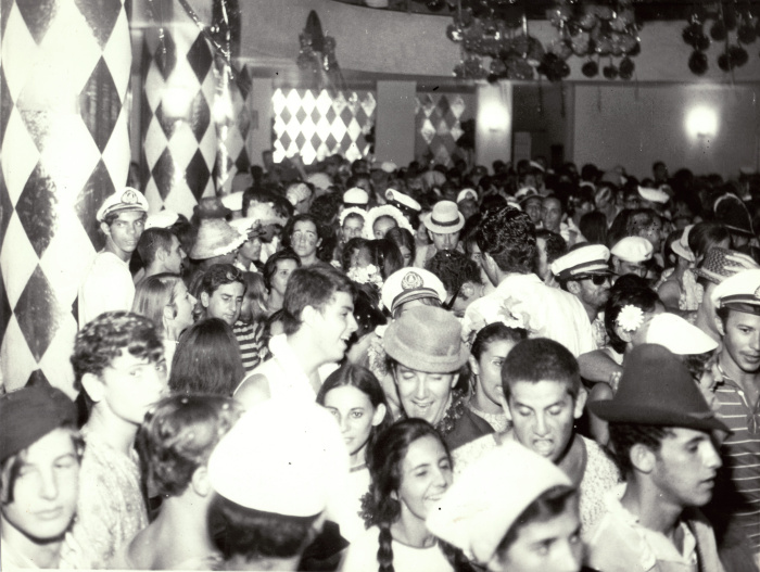 Baile de Carnaval no Clube Náutico Brasil. Década de 1960