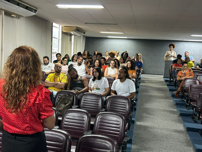 Trabalhadores da Assistência Social participam de formação sobre inclsão de pessoas com deficiência