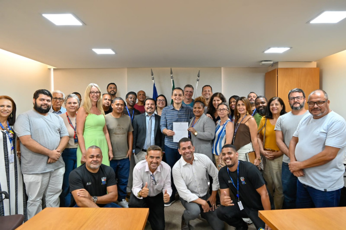 Lançamento do edital para licitar a implantação de uma nova área de lazer no bairro Da Penha