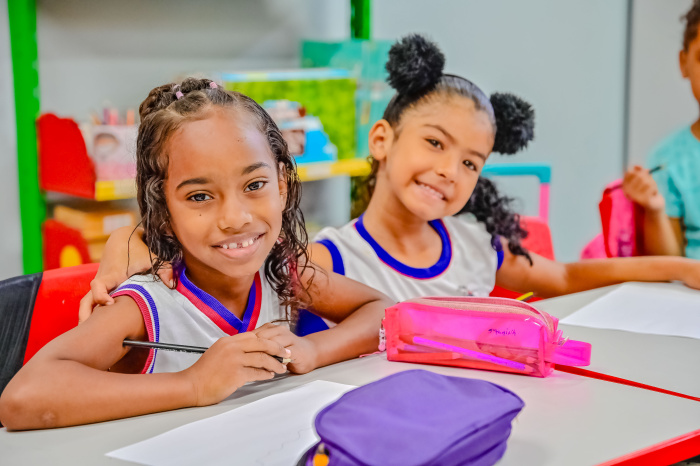 Entrega das reformas da EMEF Otacílio Lomba