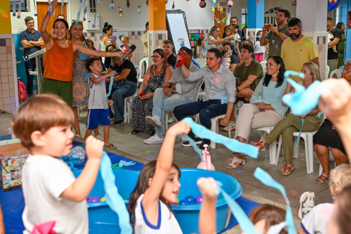 Entrega da reforma e Climatização do Cmei Marlene Orlande Simonetti