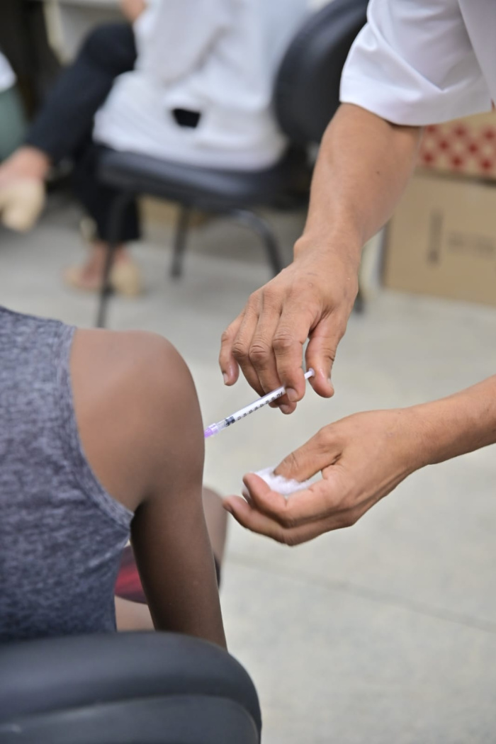 População pôde atualizar seus cartões de vacinação durante ação da PMV.